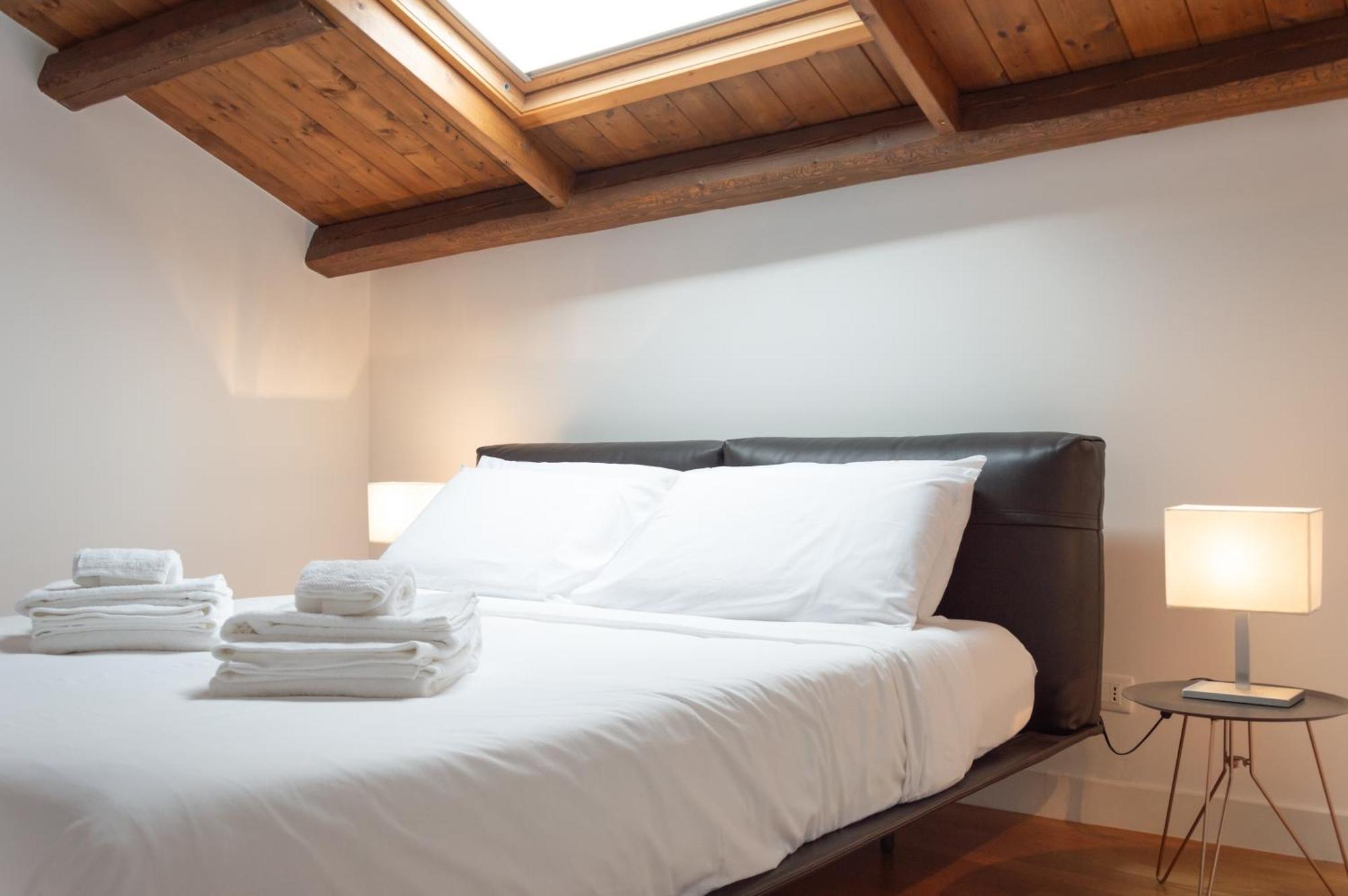 Vittorio Emanuele Suite Apartment Palermo Exterior photo