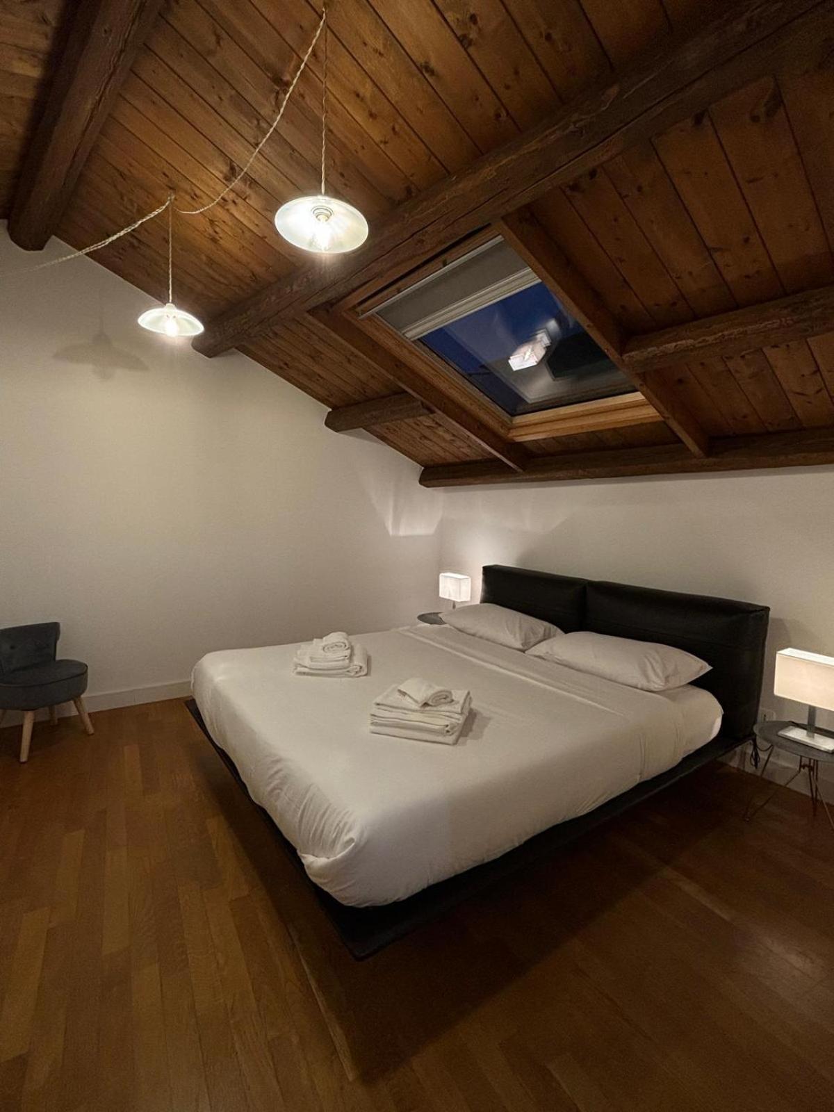 Vittorio Emanuele Suite Apartment Palermo Exterior photo